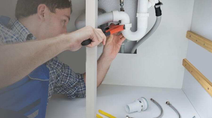 Local expert plumbing services in Riverdale, ND